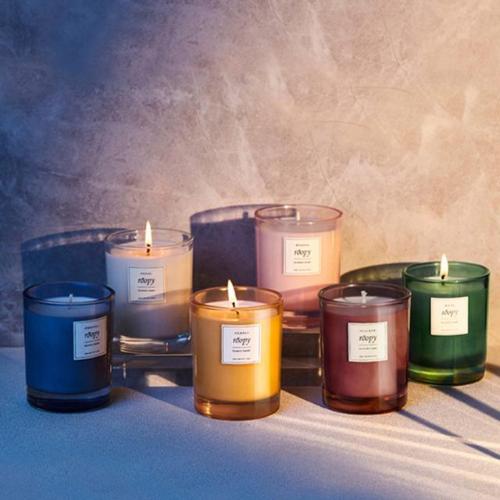 Scented candles with a pleasant smell will make life more refined