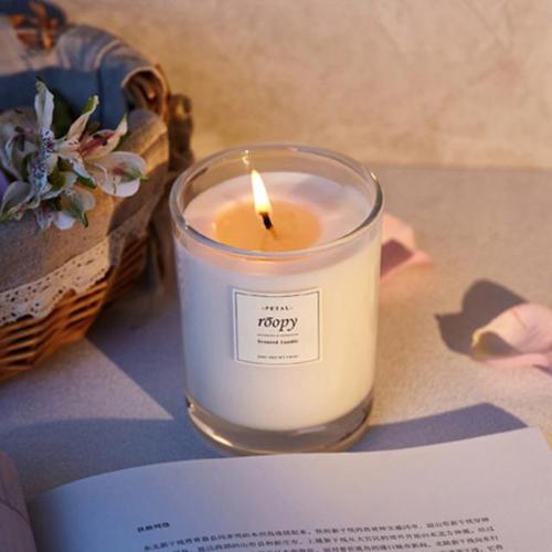 Scented candles with a pleasant smell will make life more refined