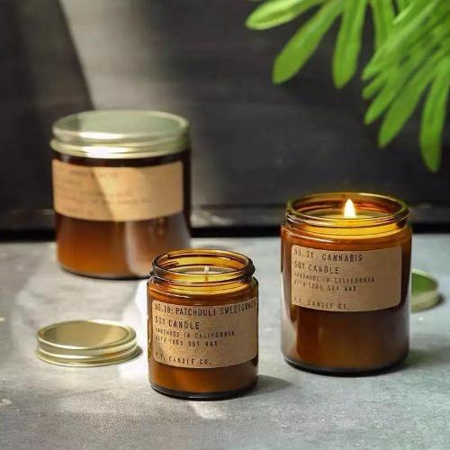 Aromatherapy candles - light up the room and light yourself up