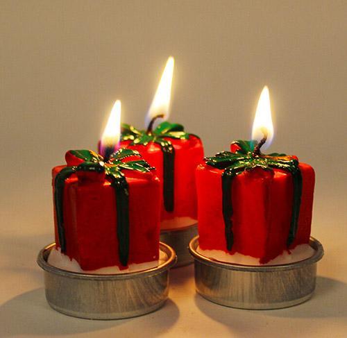 The art of modeling How many of these "candles of various shapes" have you seen? 